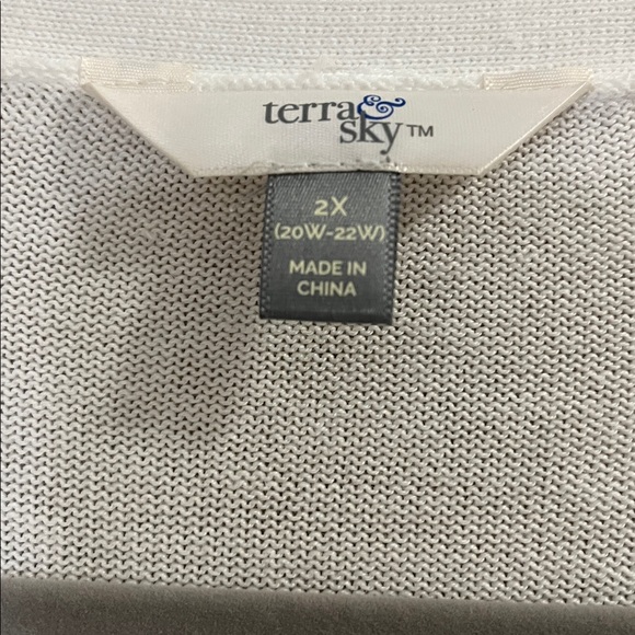 Terra & Sky Women's Cream Open-Front Cardigan - Picture 3 of 4